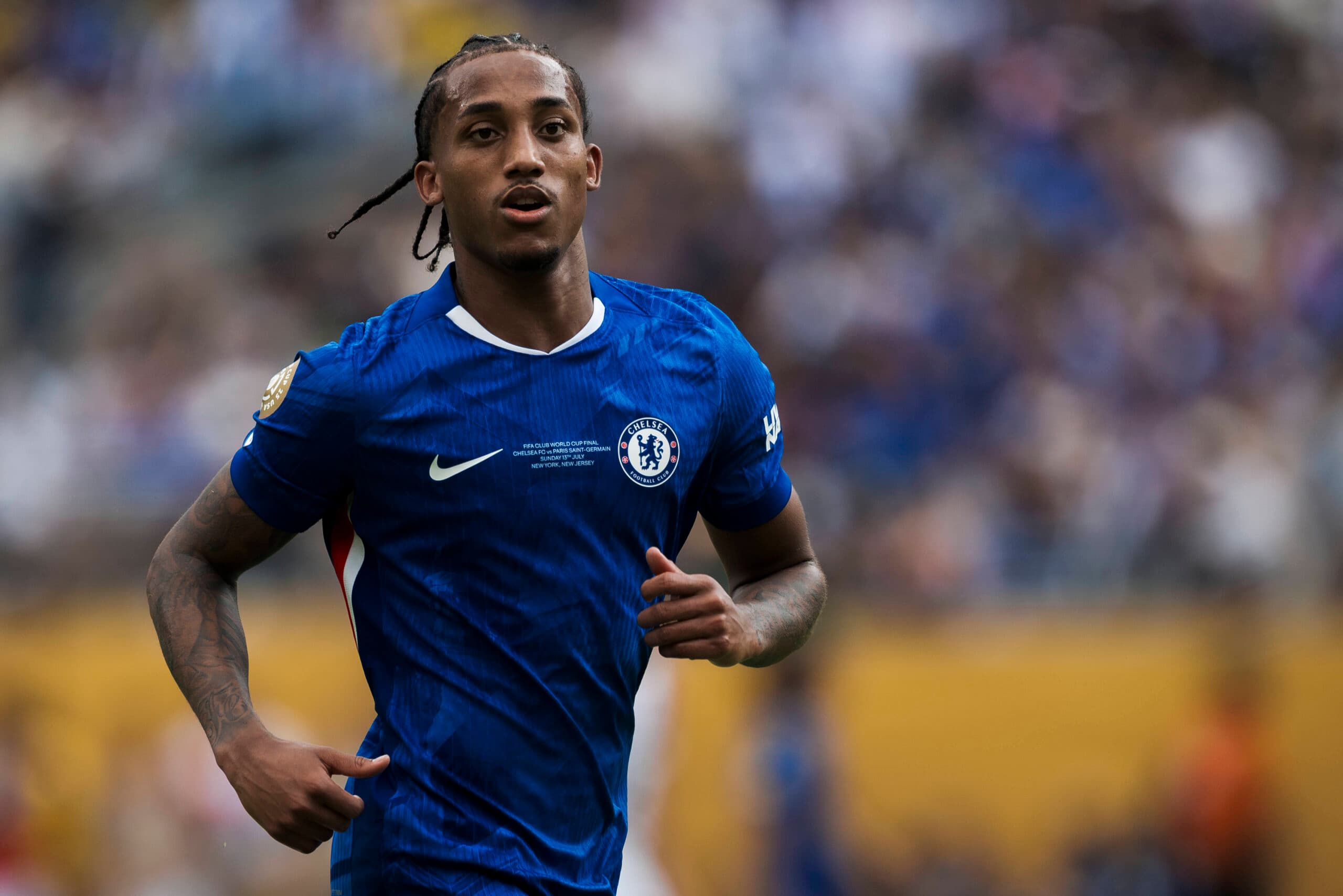 Report: Barcelona eyeing move to sign Chelsea forward
