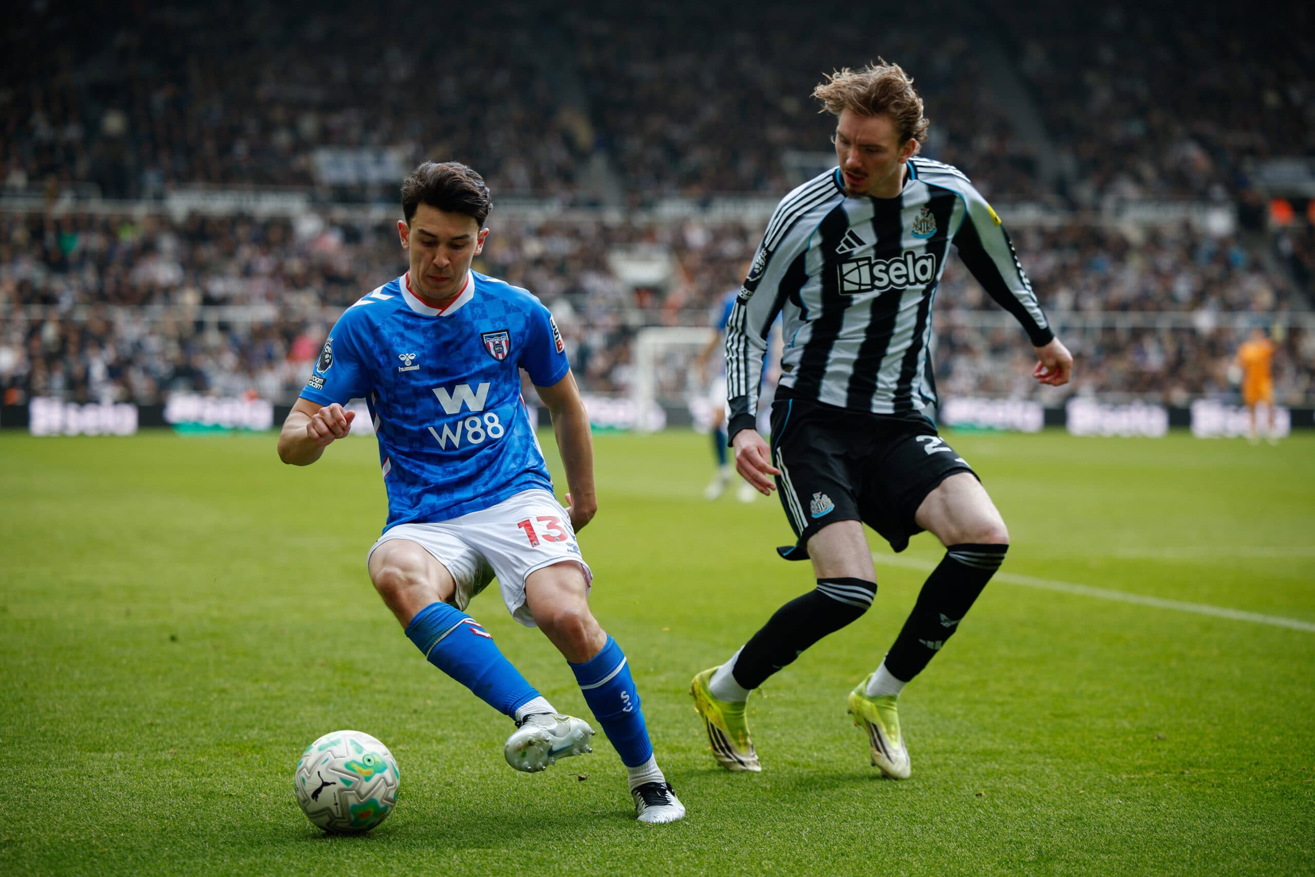 Journalist: Chelsea willing to complete swap deal to sign Premier League forward