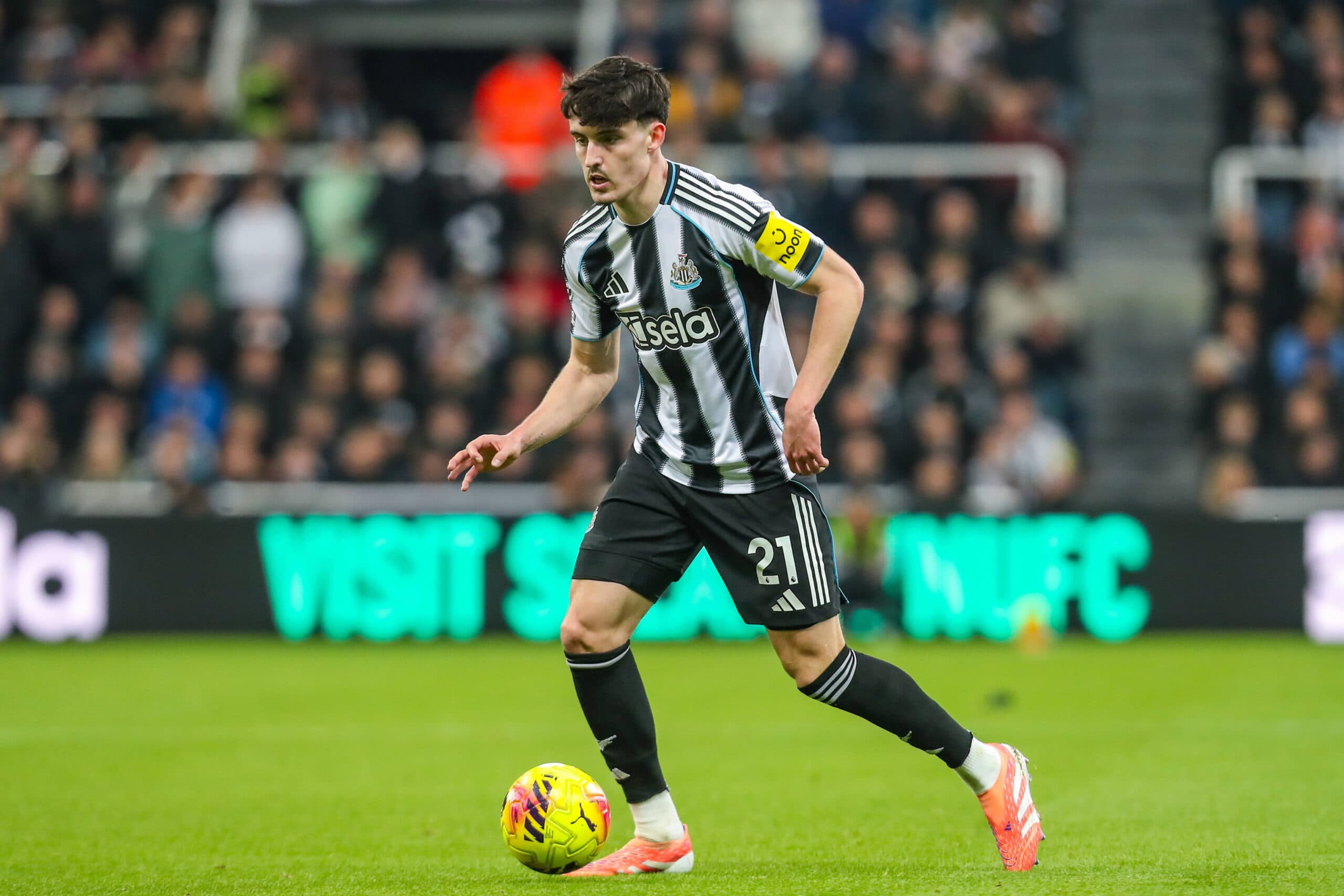 Report: Arsenal closing in on first summer signing with personal terms already agreed