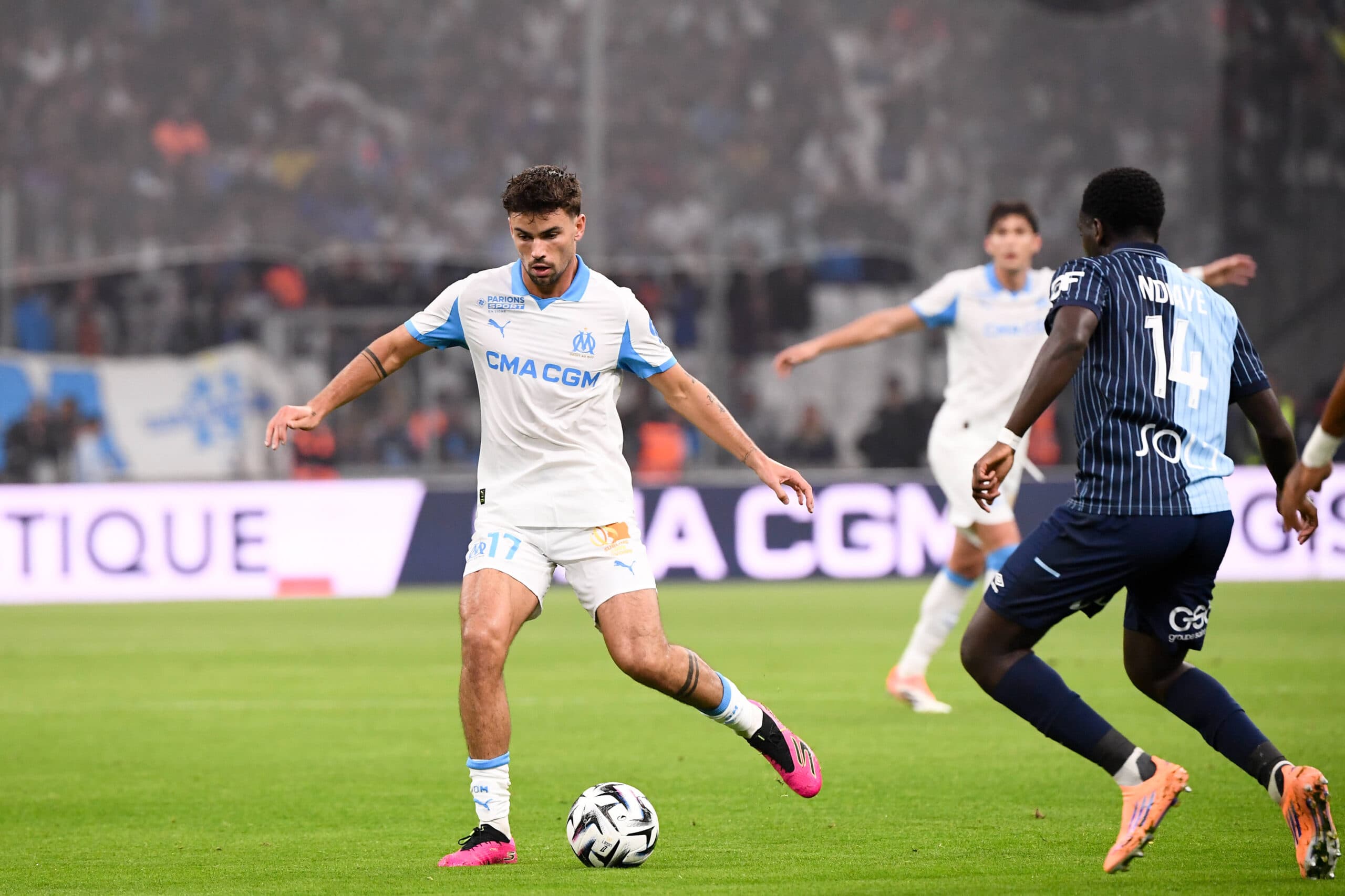 Report: Spurs face European giants in move for Brighton star