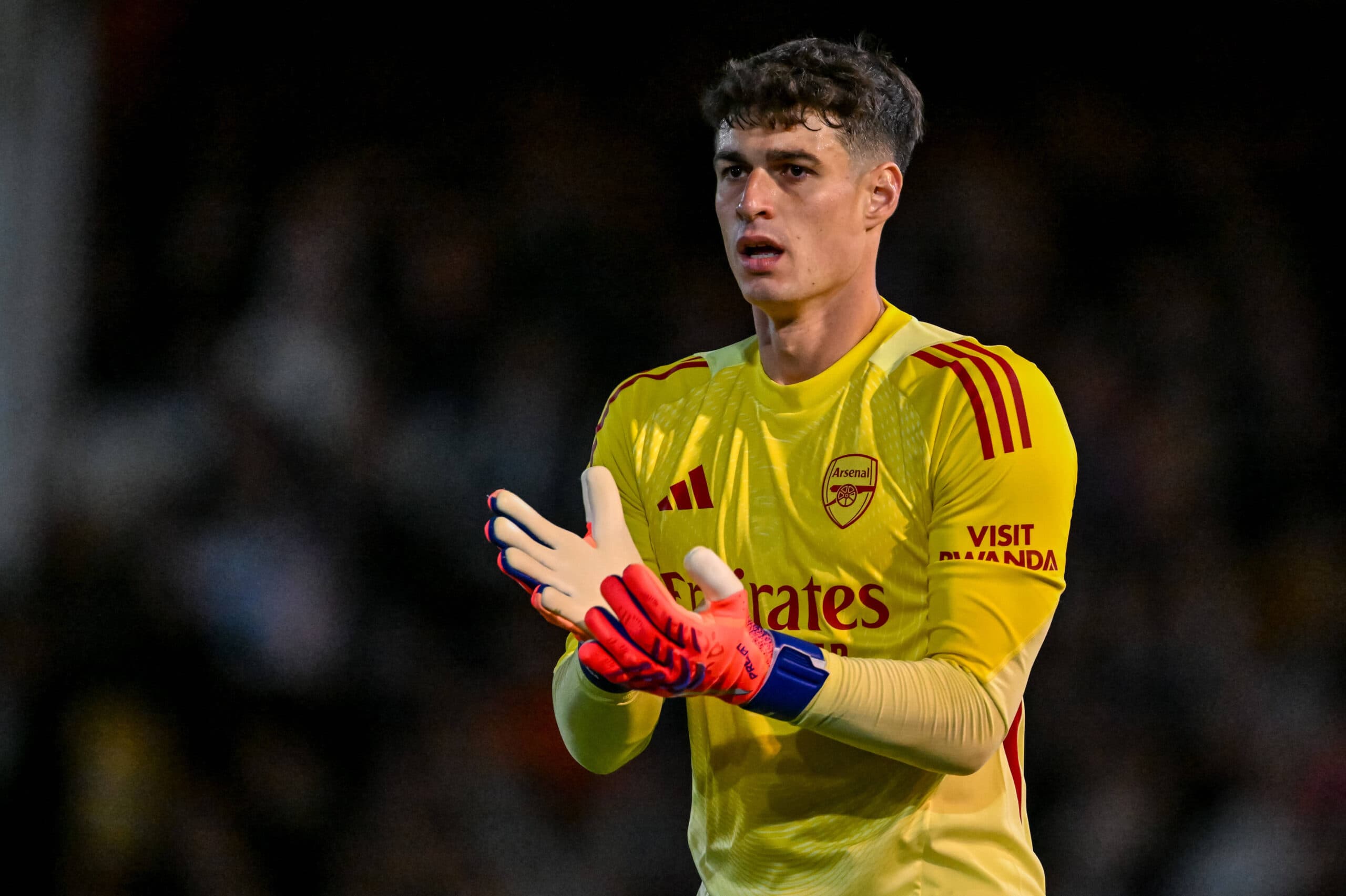 Report: European giants considering move for Arsenal veteran