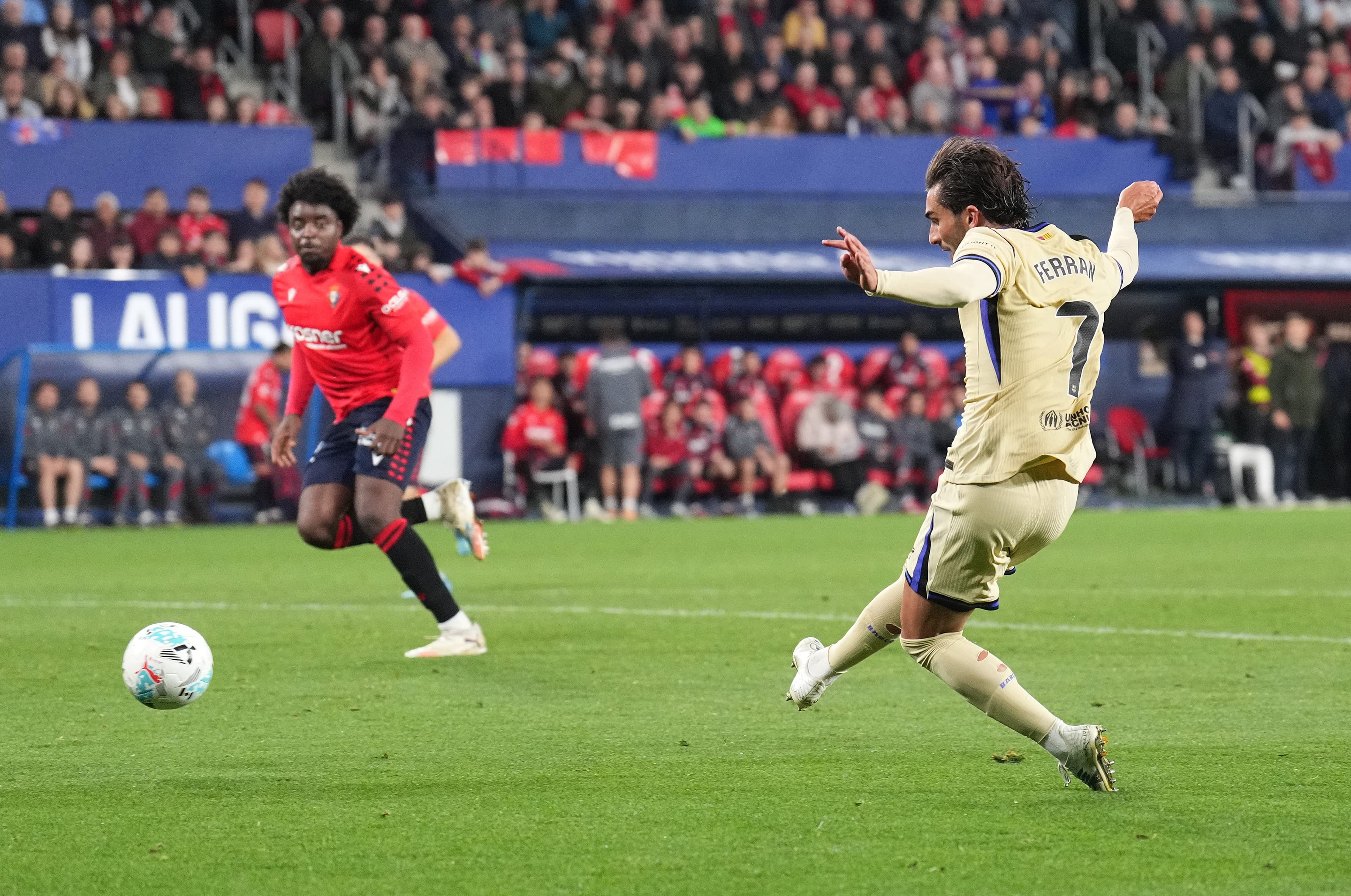 Barcelona player ratings against Osasuna: Substitutes make the difference at El Sadar