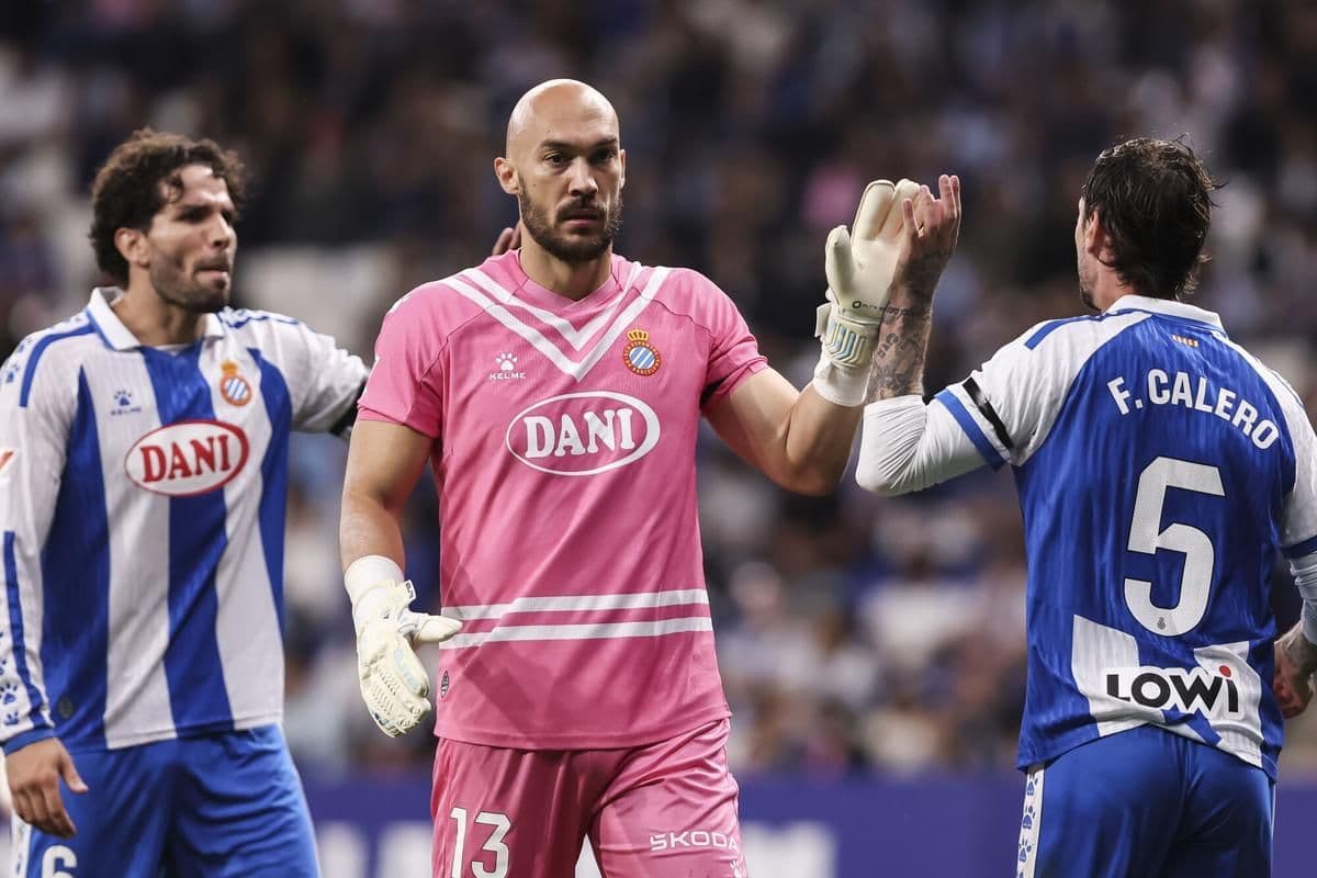 Marko Dmitrovic avoids further damage as Espanyol winless run continues against Levante