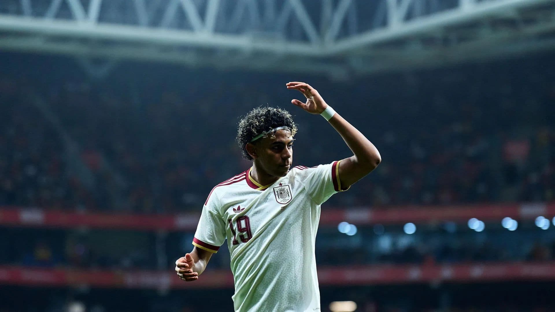 Spain PM Pedro Sanchez wades into Islamophobia in Egypt game as further chants discovered