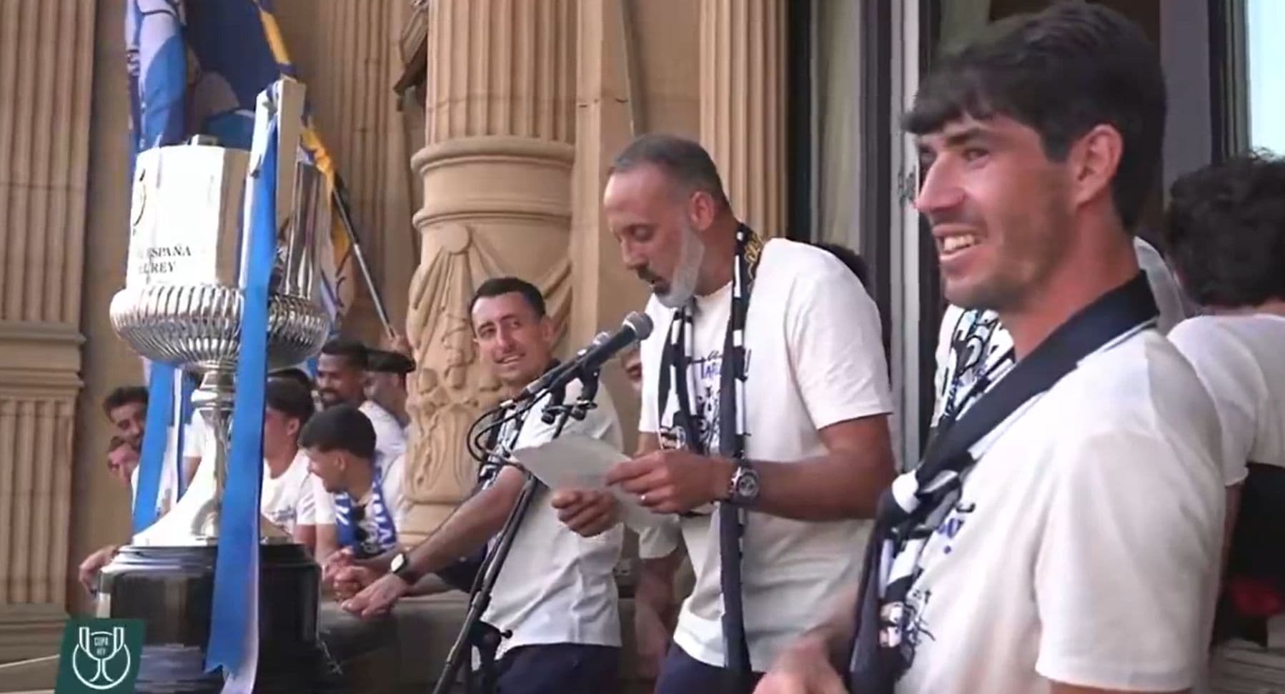 VIDEO: Pellegrino Matarazzo gives speech in Basque during Real Sociedad Copa del Rey celebrations