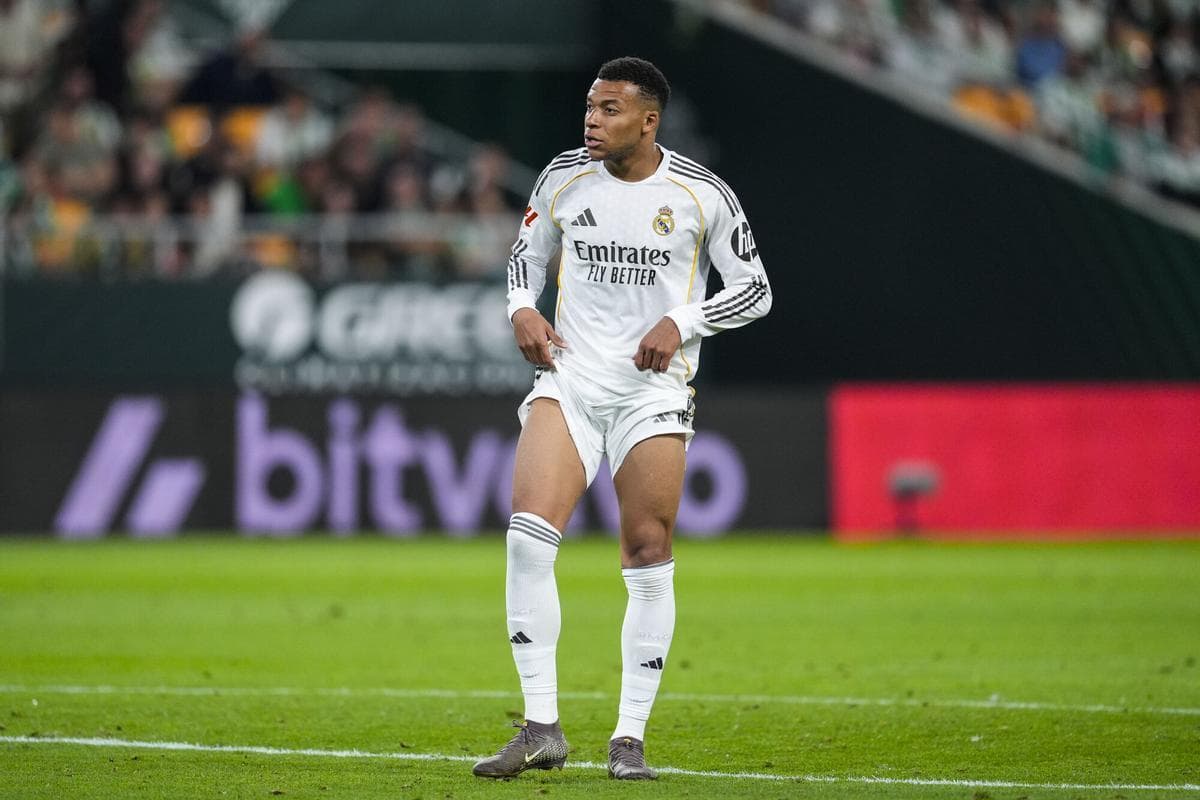 Real Madrid star Kylian Mbappe exits Real Betis draw after requesting substitution