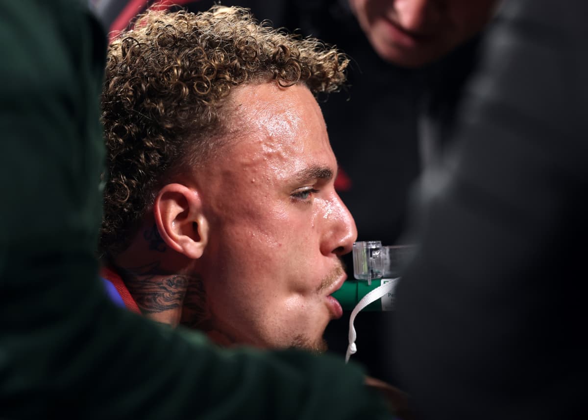 Napoli-owned Noa Lang suffers freak injury in Liverpool vs. Galatasaray