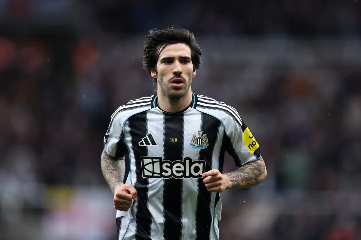 Italy and Newcastle wait for Tonali medical tests as World Cup play-off loom