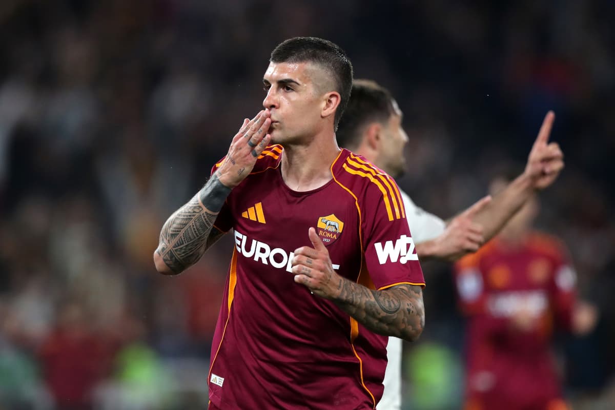 Serie A | Roma 4-0 Fiorentina: Champions League race blown wide open