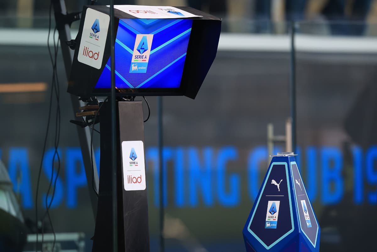 Report: Coded messages for VAR and referees in controversial incidents