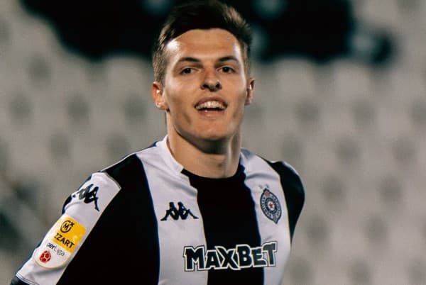 Official: Milan confirm signing of 19-year-old striker Kostic