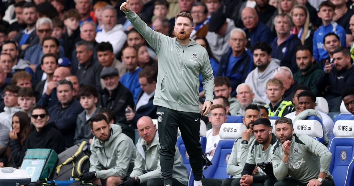 “It's not really my place to say who should get it”: McFarlane keeps focus on FA Cup as Chelsea eye Xabi Alonso