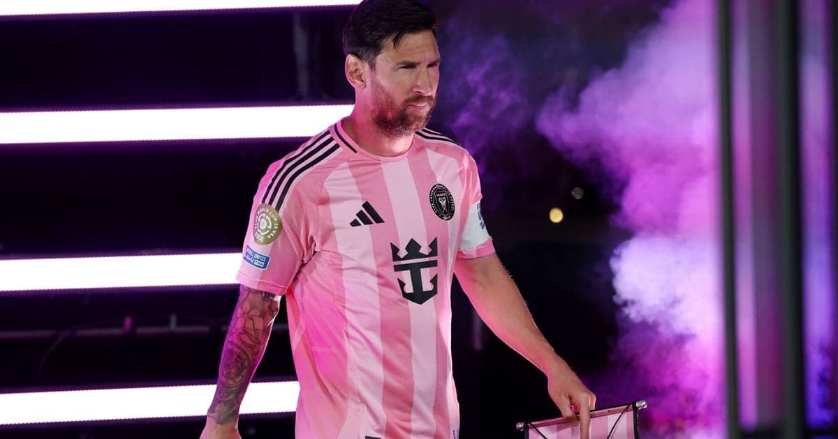FIFA set to drop solo player walkouts for 2026 World Cup, exploring fresh pre-match entry format instead