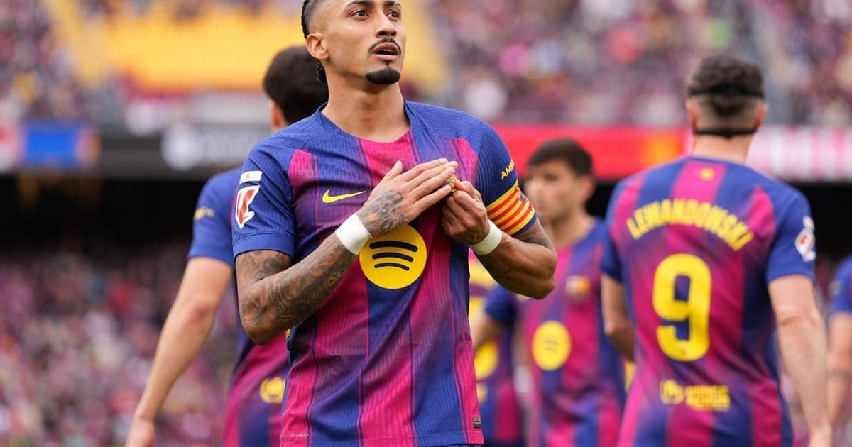 A decisive Clásico with La Liga at stake: Barcelona have historic opportunity against eternal rivals Real