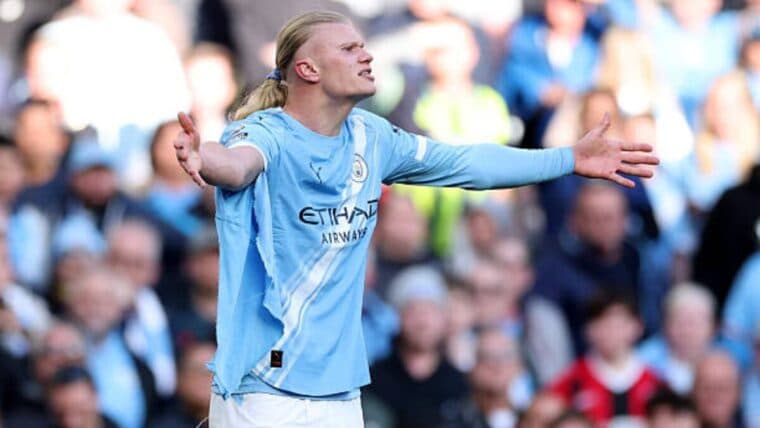 Manchester City 2-1 Arsenal: Haaland winner gives City edge in Premier League title race