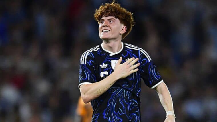 Chelsea agree deal to sign former Brighton midfielder Valentin Barco from Strasbourg