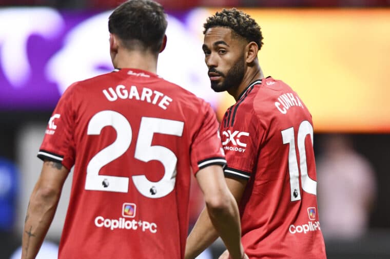 Gary Neville forecasts Wayne Rooney's imminent move to Manchester United for a staggering £50 million transfer fee this summer!