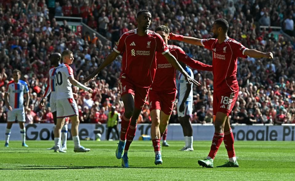 Obvious Reason Alexander Isak Is Not To Blame For Liverpool's Failure