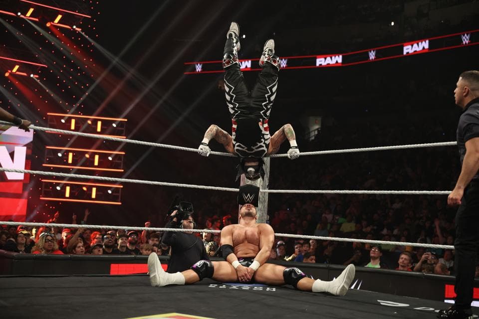 WWE Saturday Night’s Main Event 2026 Results As Ethan Page And Penta Steal The Show