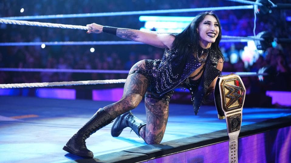 WWE Saturday Night's Main Event Final Card And Start Time