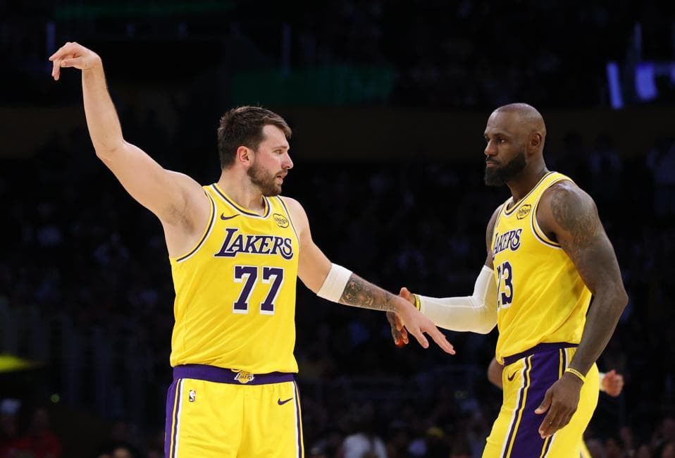 Lakers Slam Sore Losers in Heart-Pounding Showdown