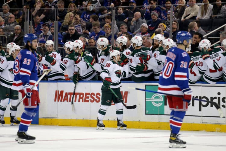 Ex-Rangers star faces free agency, hopes to play until at least age 40