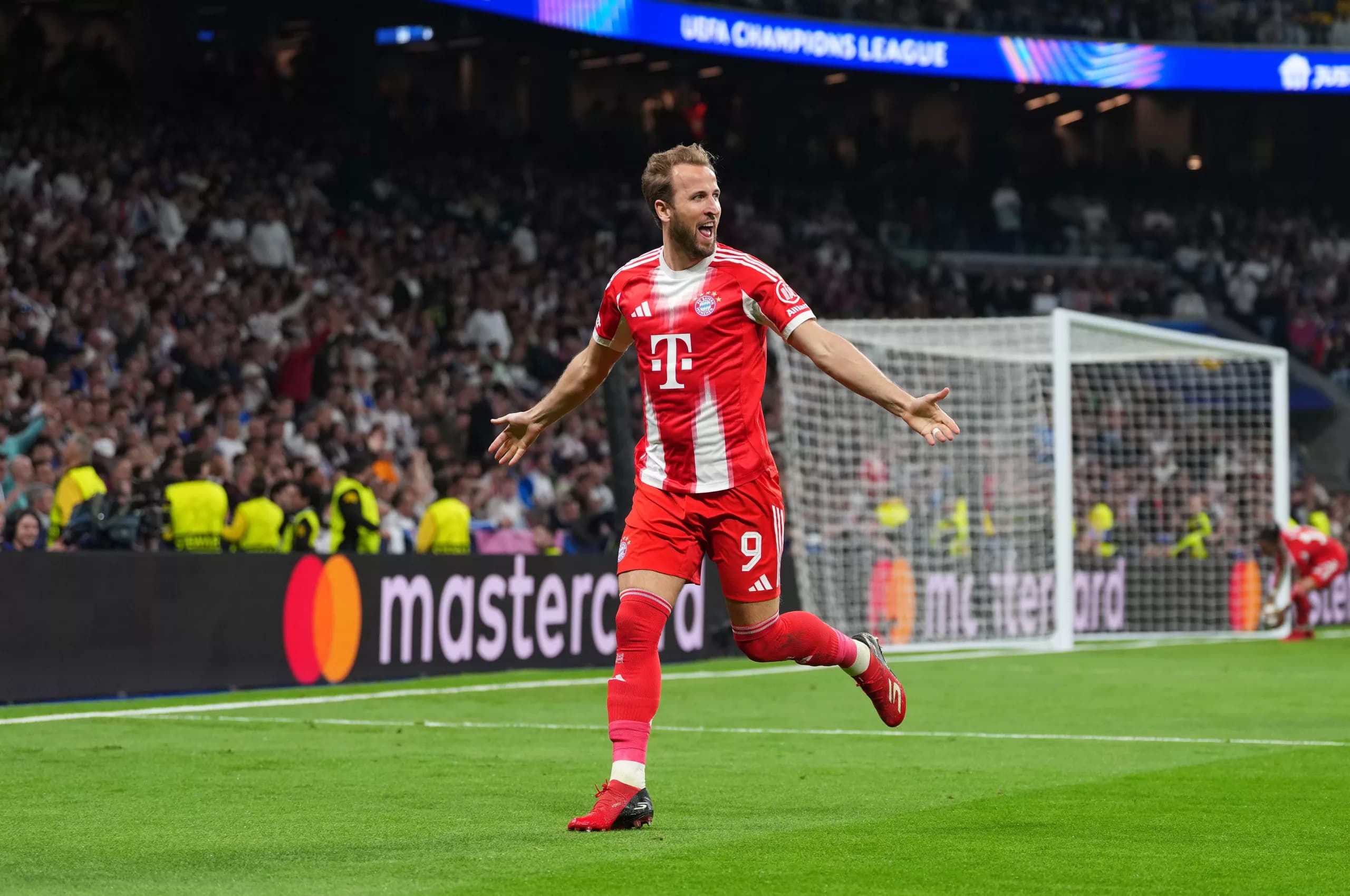 Real Madrid 1-2 Bayern Munich: Kane scores again in frenetic first leg victory