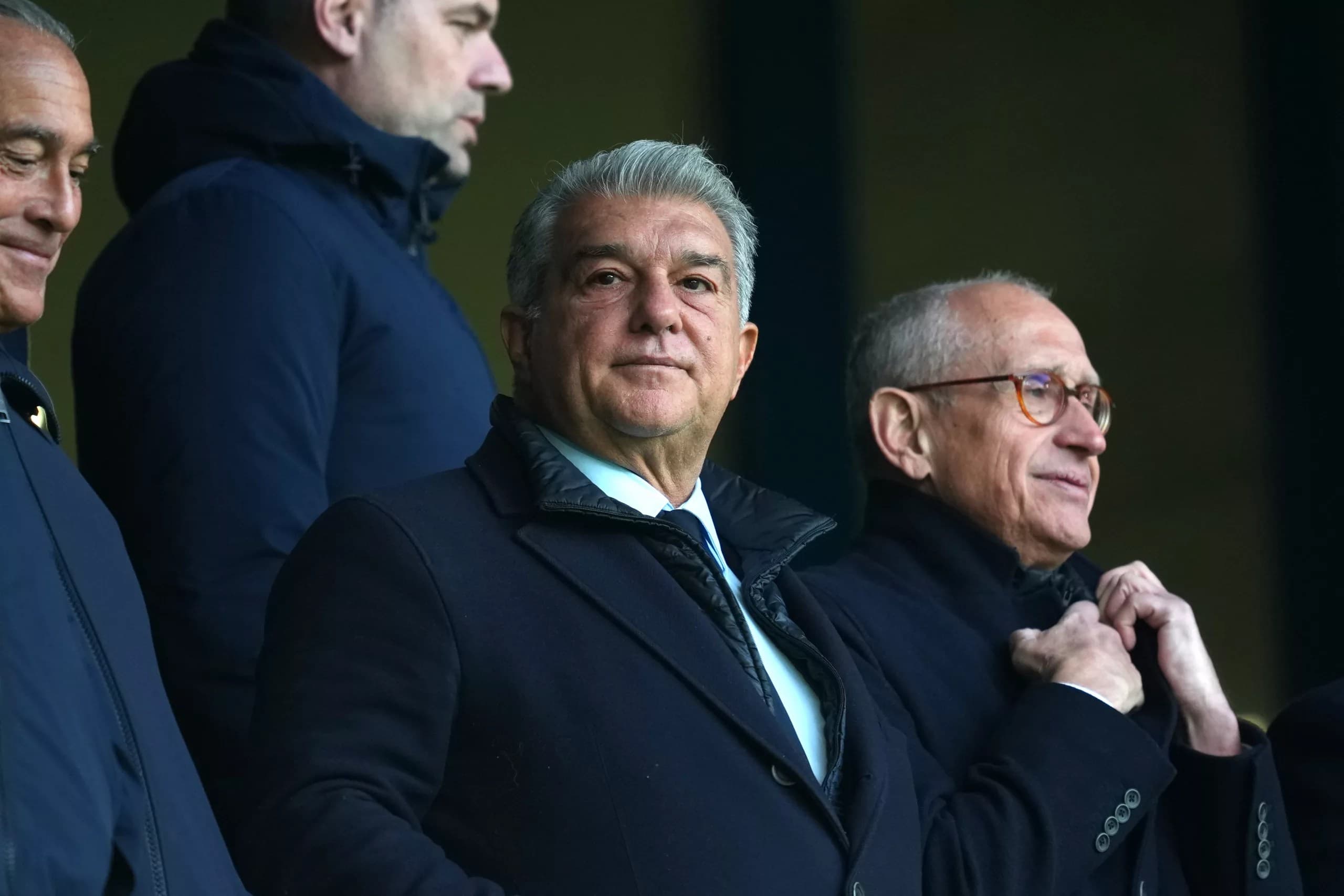 Barça Boss Surpasses Expectations: 66% Approval Tops Projections!