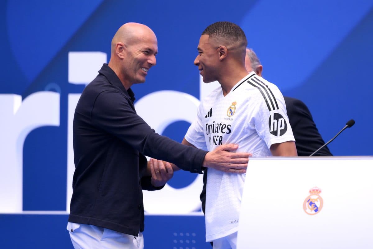 Kylian Mbappé reacts to reports of Zinédine Zidane being named France manager