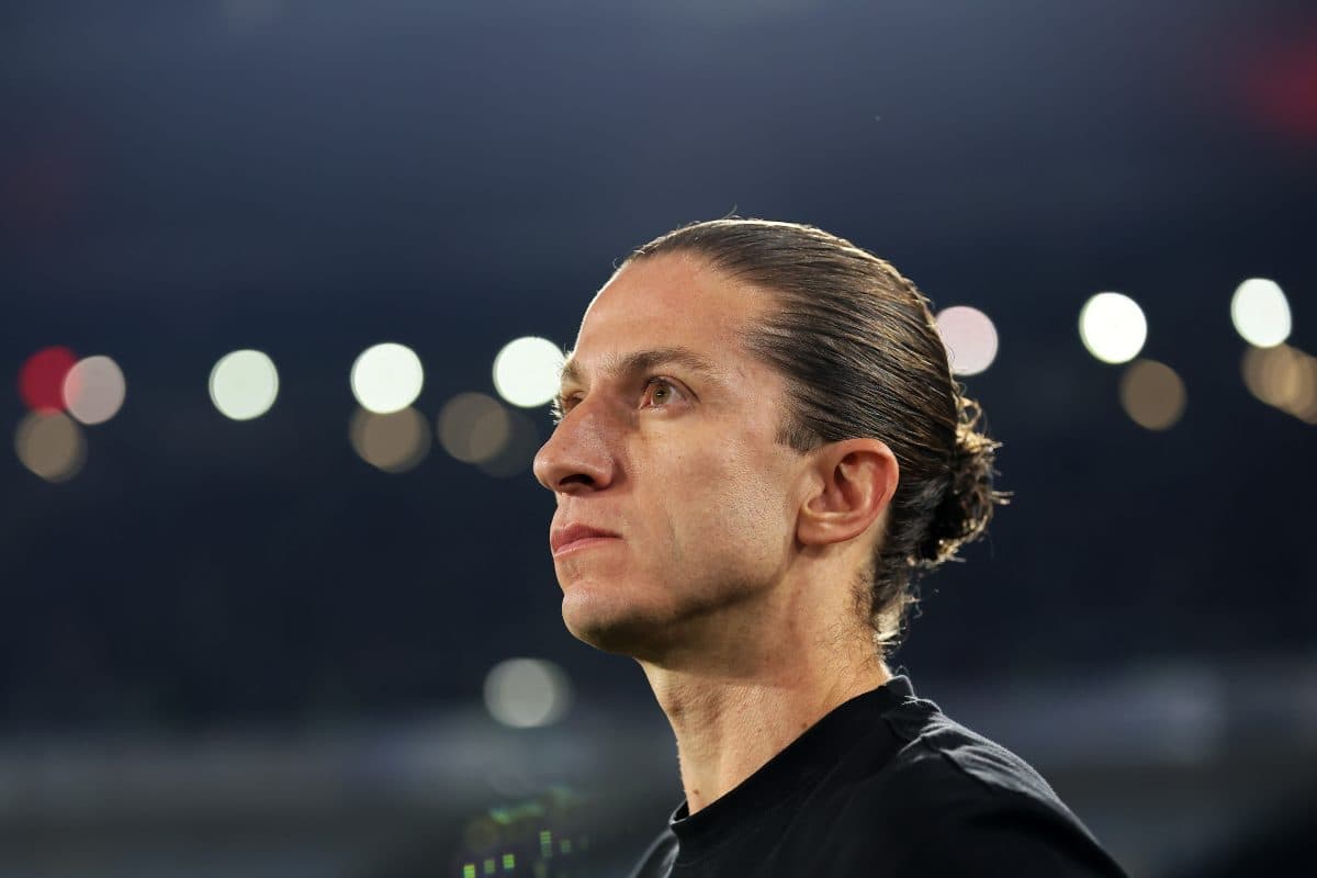 Filipe Luis linked with Strasbourg role