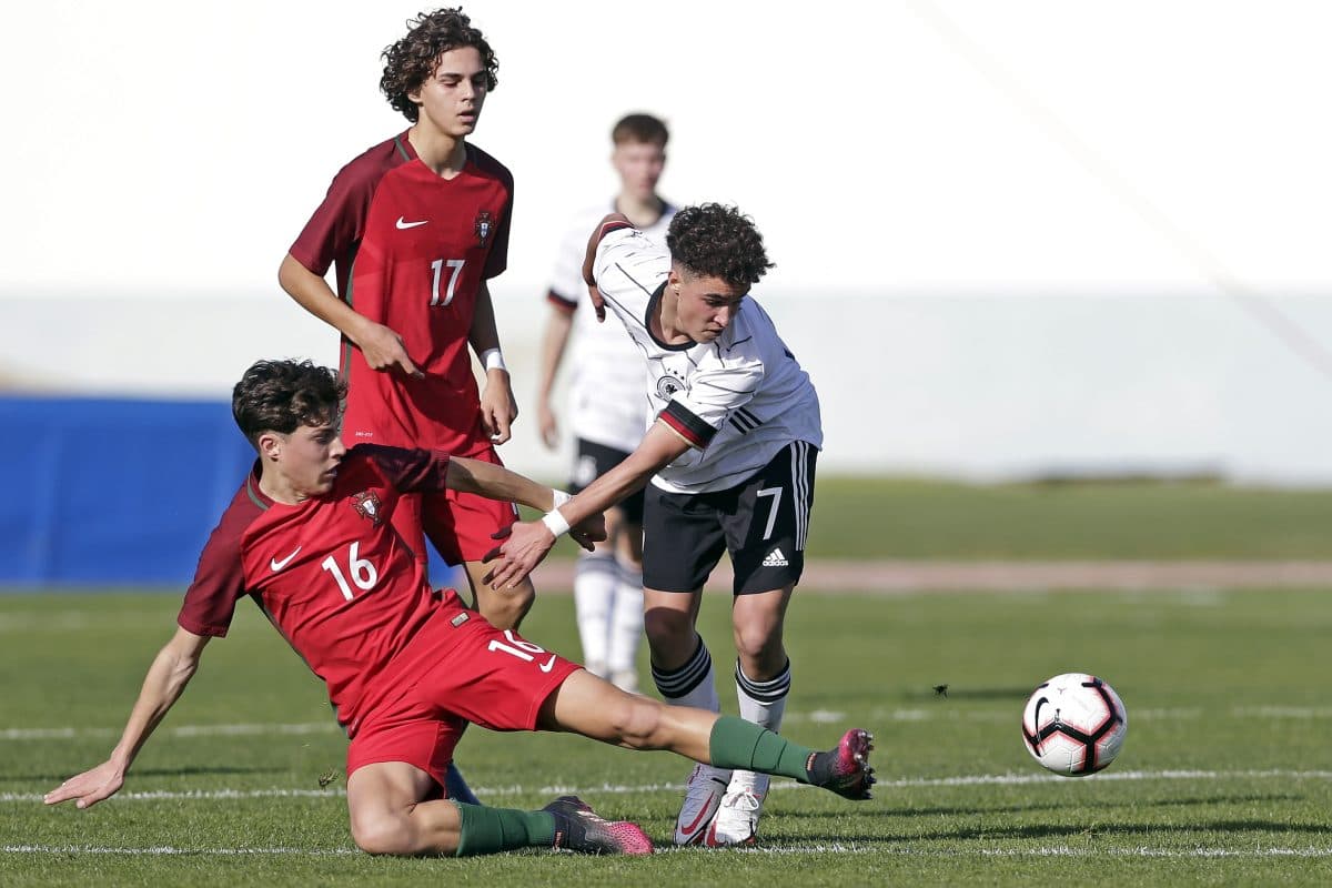 Strasbourg to sign Portugal youth international Diogo Sousa