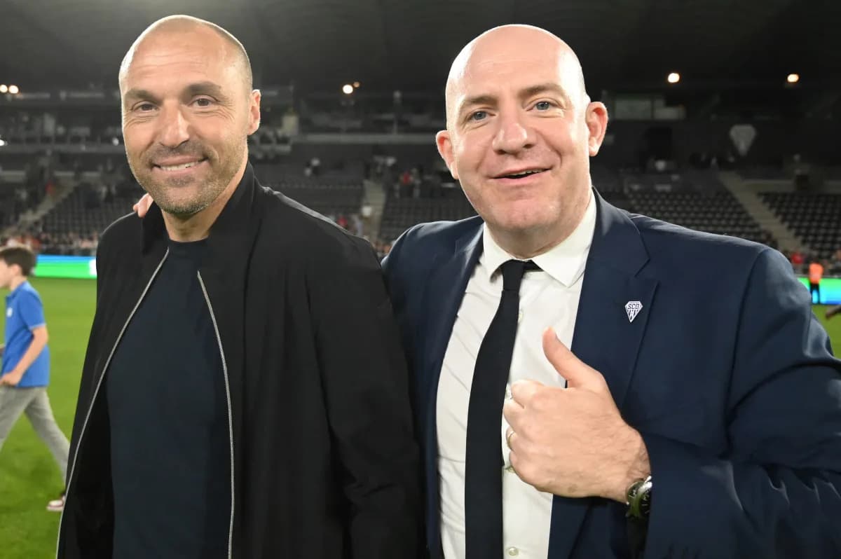 Ravishing Showdown: Top Team Rolls To 4-0 Victory!