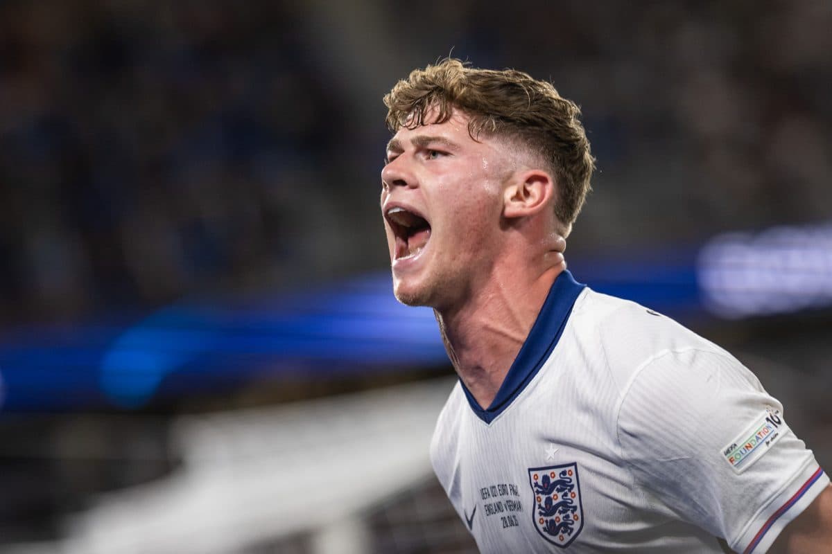 Brighton, Crystal Palace, and West Ham in for Toulouse’s Charlie Cresswell