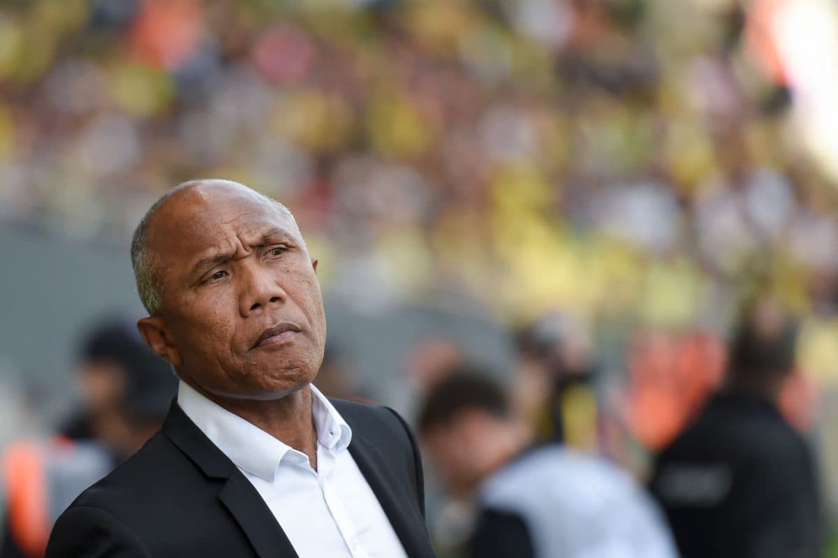 Will Paris FC retain Antoine Kombouaré?