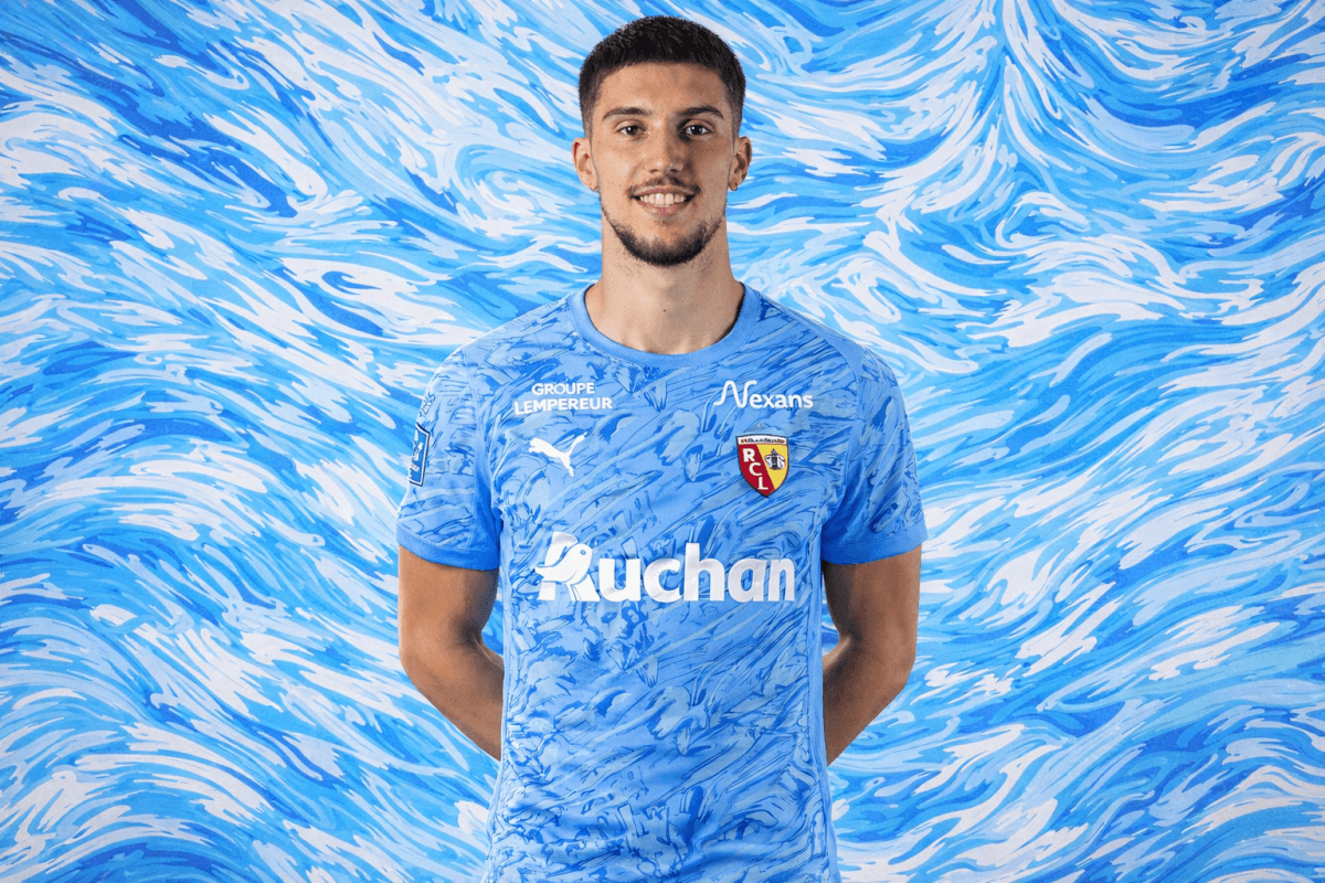 Newcastle Spurs Hunting for Star Midfielder to Replace Lens's Hot-rodri!