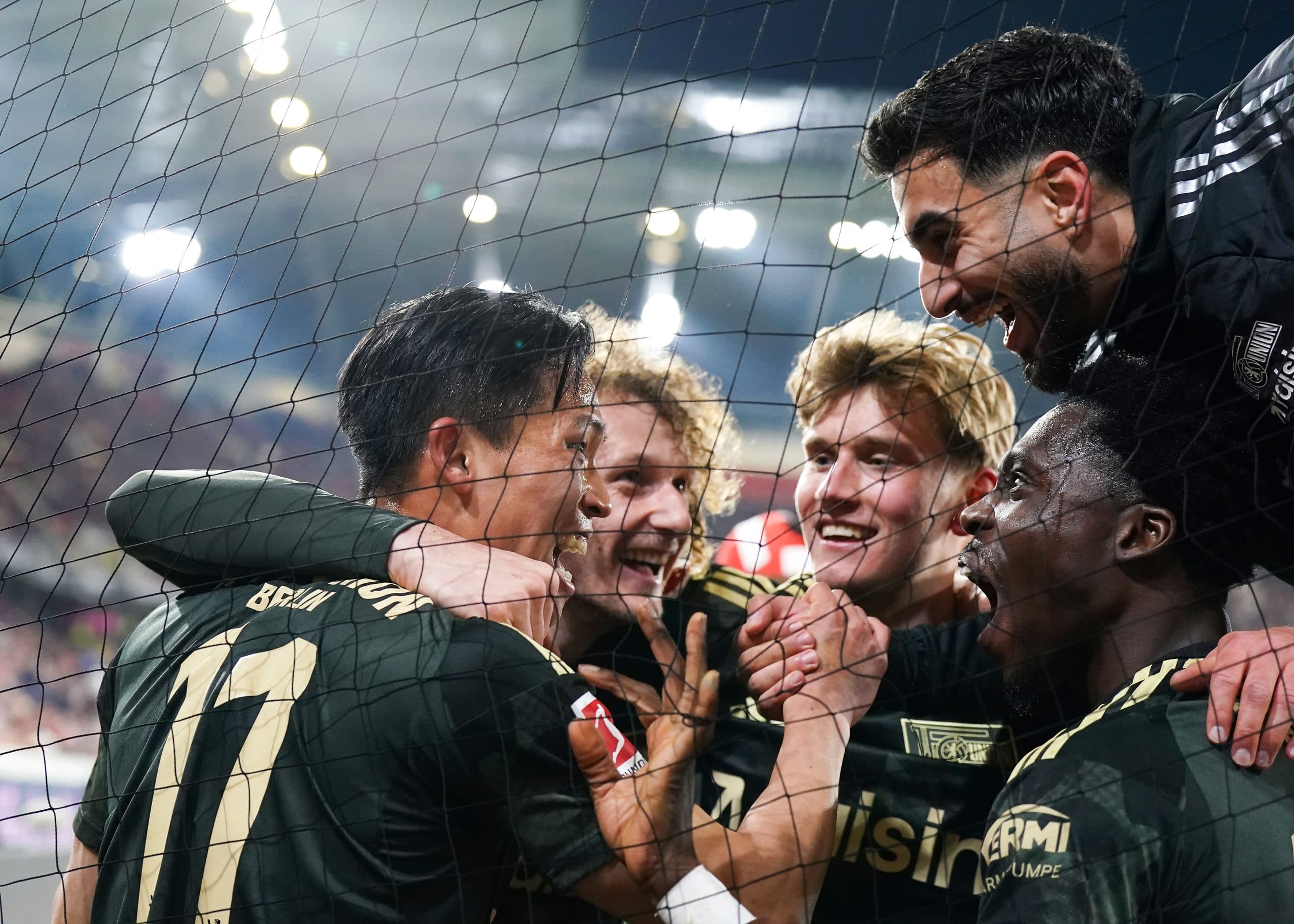 New Headline: "Meyer’s Magic Lights Up Freiburg as They Build 3-0 Advantage Over Union Berlin