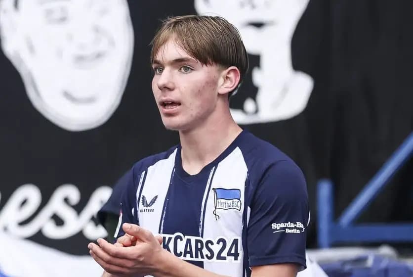 Borussia Dortmund hold meeting with Hertha Berlin’s Kennet Eichhorn