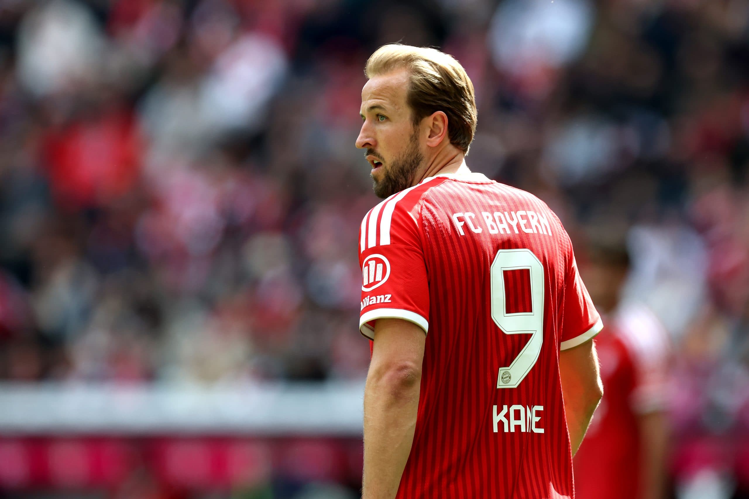 Exclusive | Former England international discusses Premier League exports to Bayern Munich