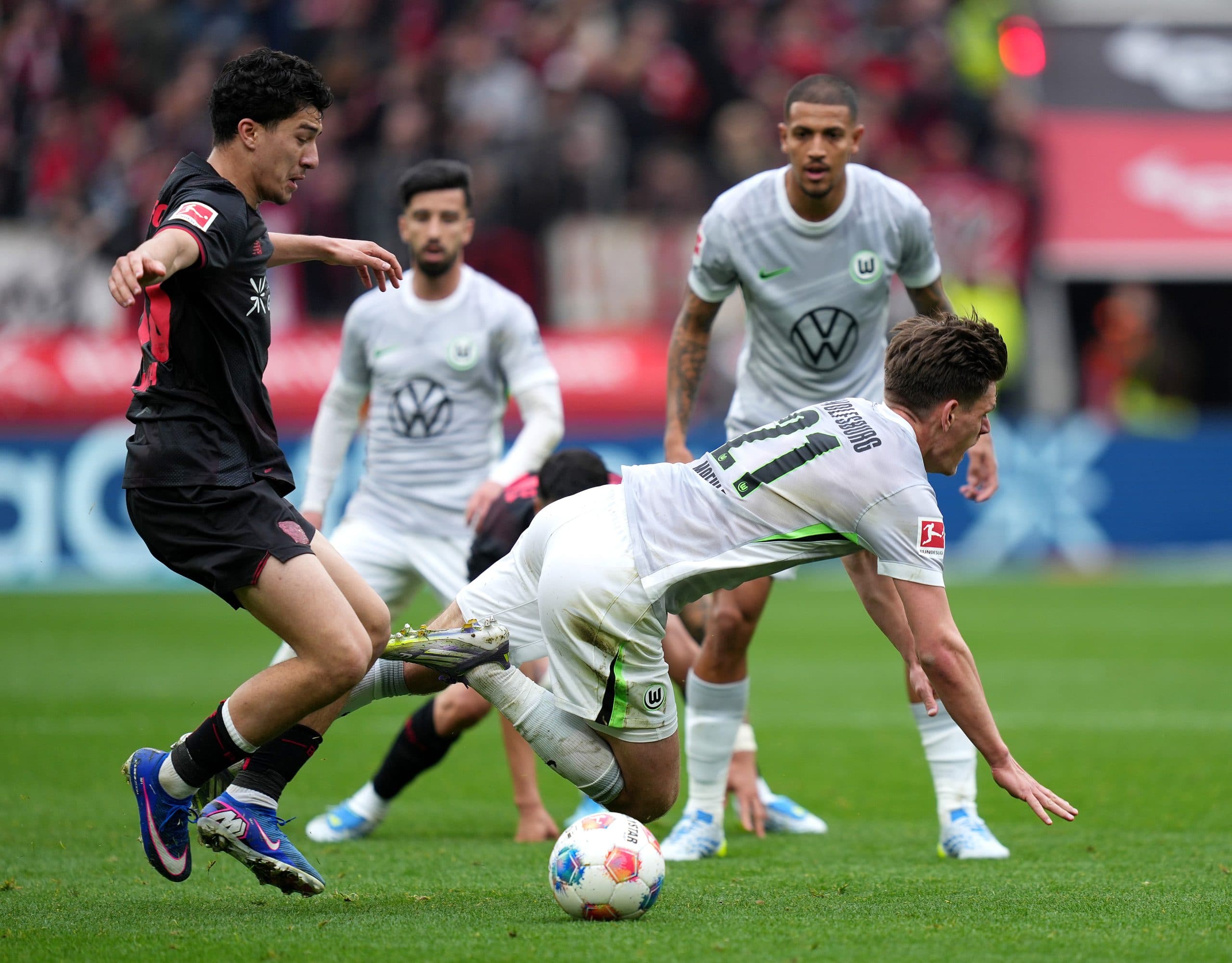 Three things we learnt from Bundesliga Matchday 28 afternoon kick-offs – Wolfsburg look destined for the drop, Bayern Munich leave it late and Hoffenheim stall in the race for Europe