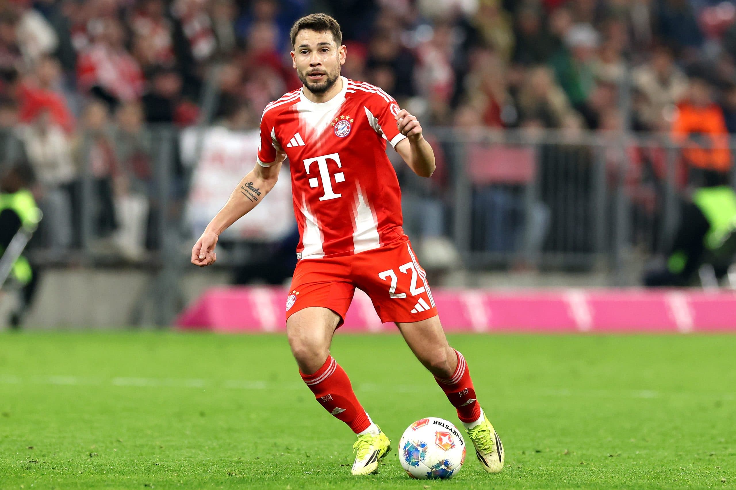 Benfica interested in bringing Bayern Munich’s Raphaël Guerreiro to native Portugal for the first time in Bundesliga veteran’s career