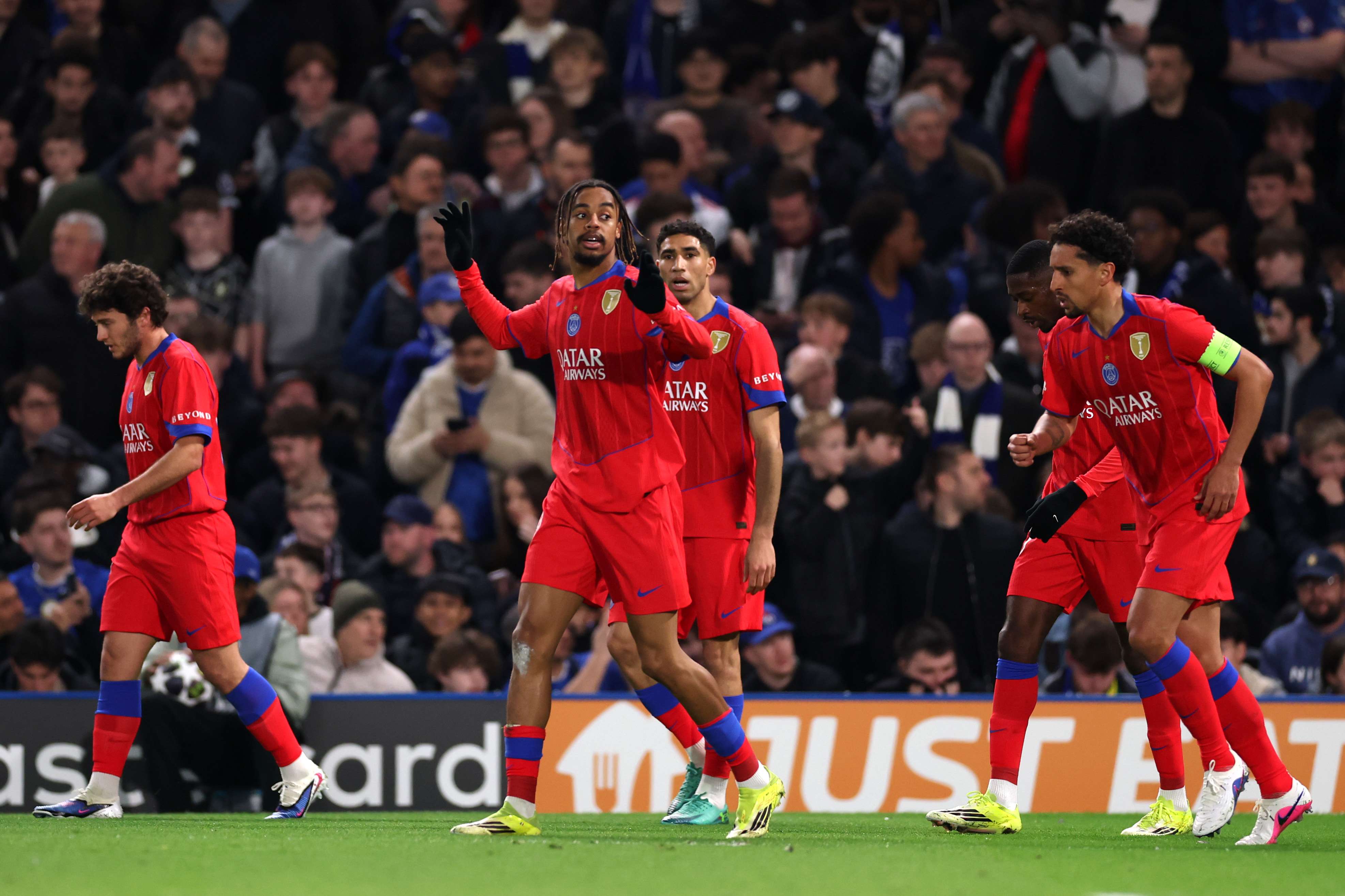 Barcelona add PSG star to winger shortlist
