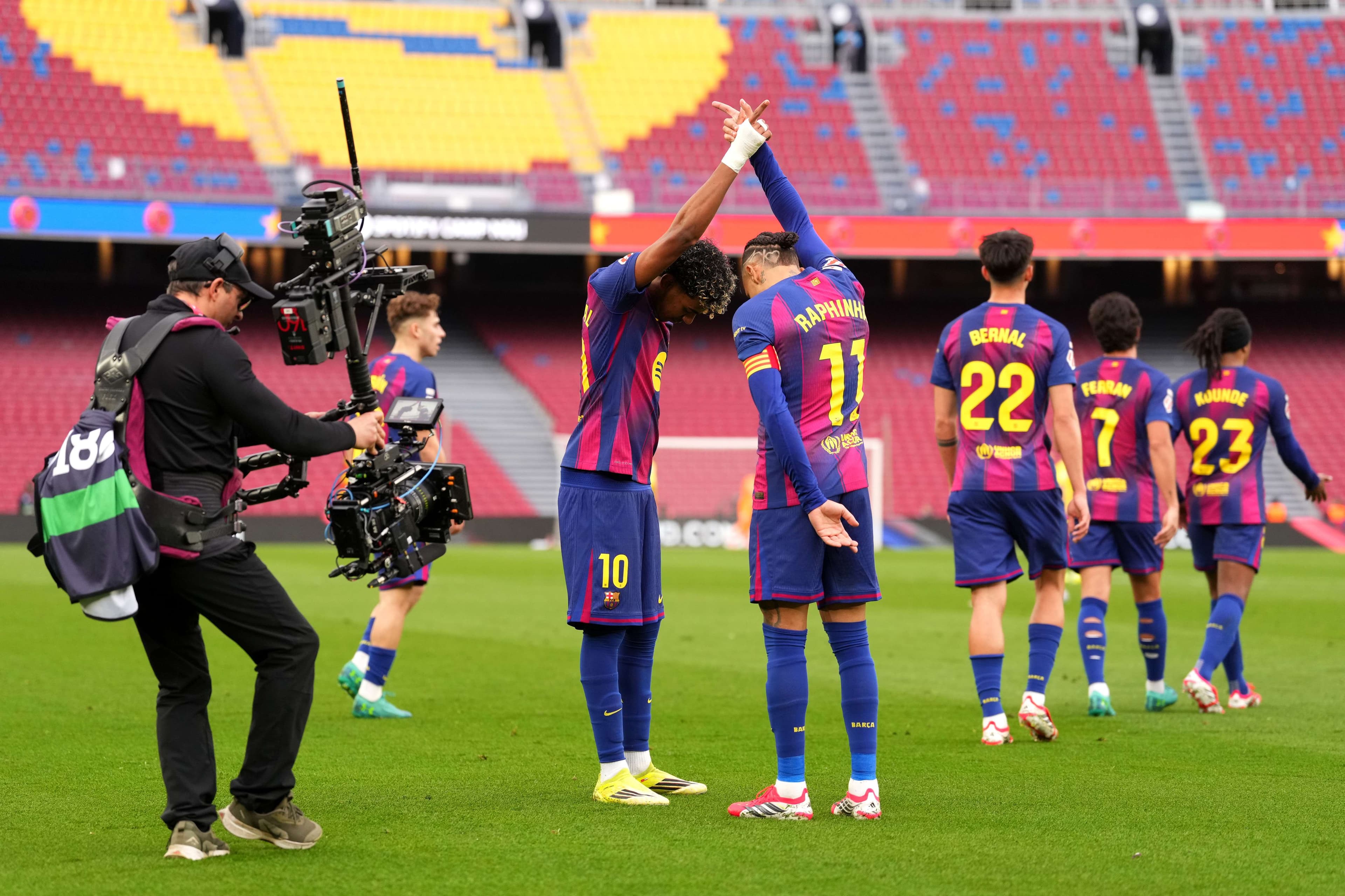 Barcelona star sits out training on international duty