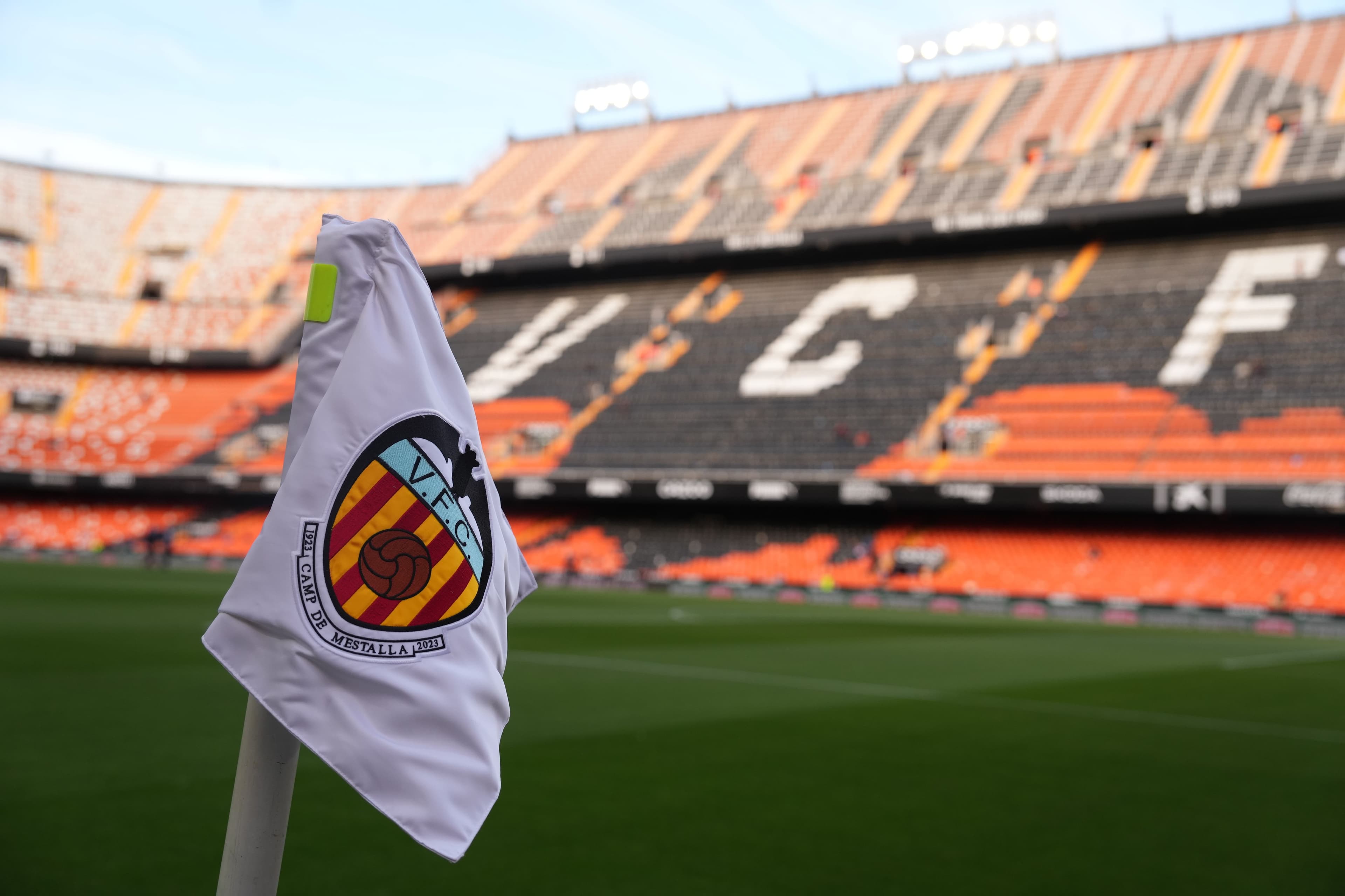 Valencia close permanent deal for Levante youngster