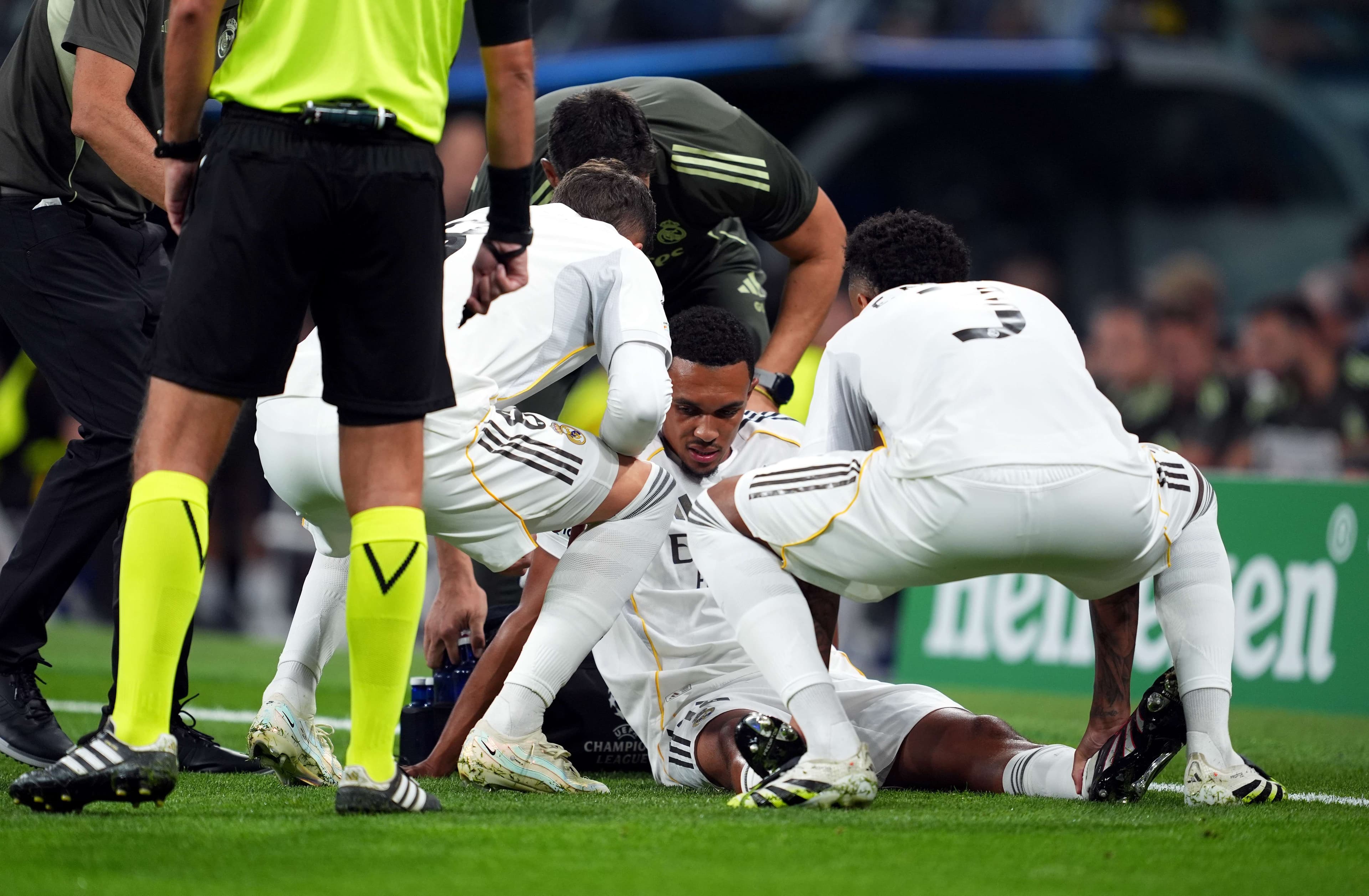 ‘Crazy’ – England legend responds to Real Madrid star’s World Cup snub