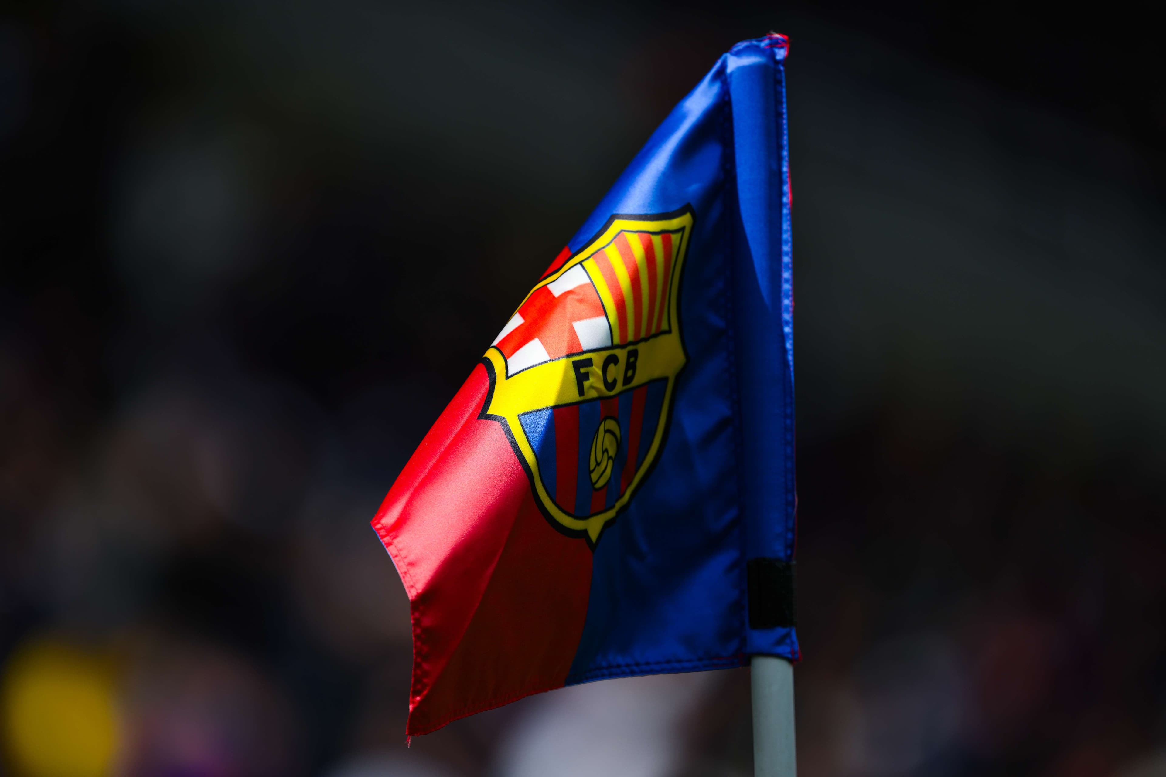 Barcelona in talks over deal for Tottenham sensation