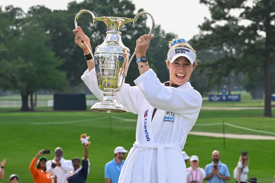 Nelly Korda’s dominant Chevron week gives her 3 majors and World No. 1, and it all ended with a joyous cannonball