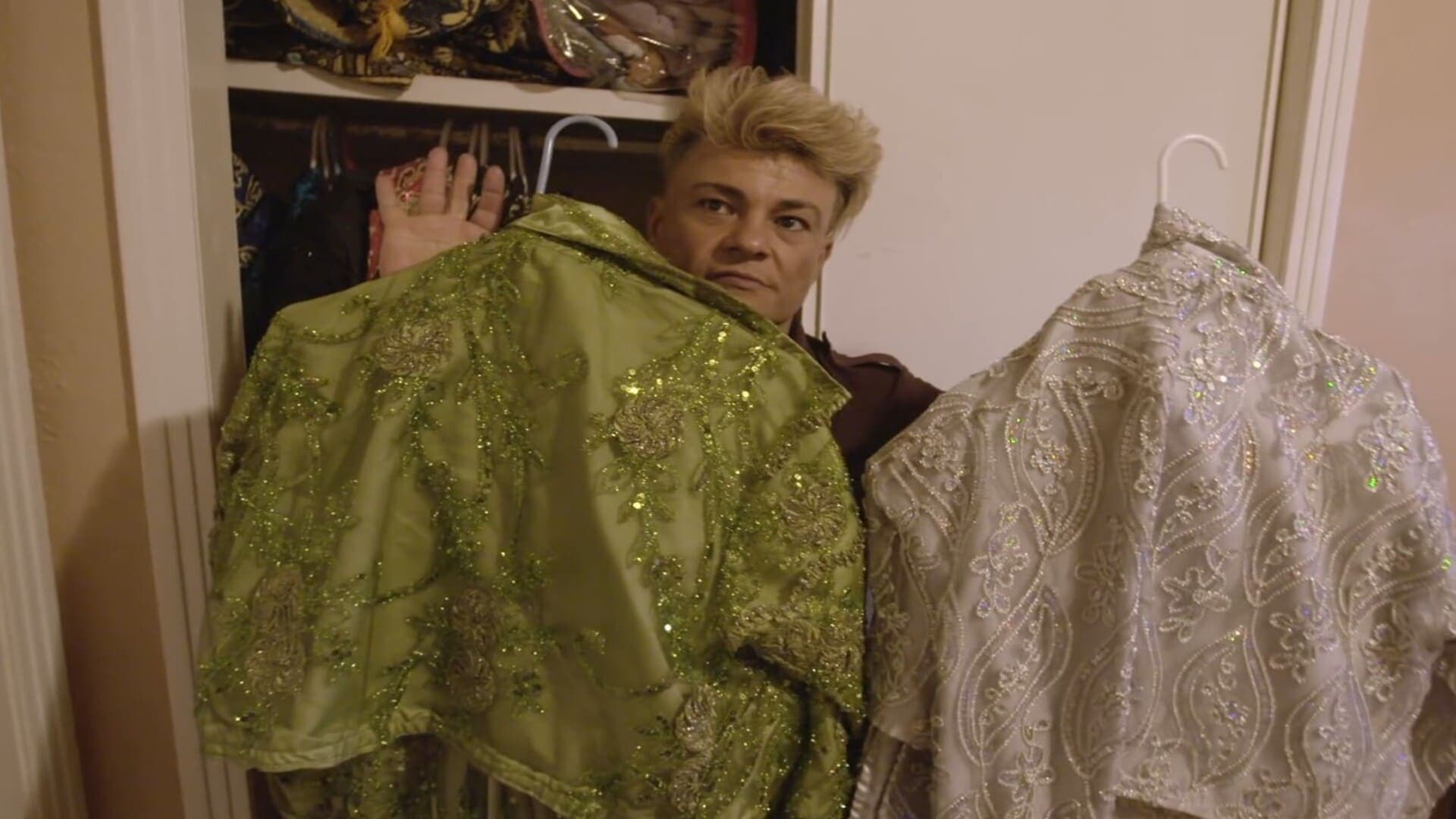 Cassandro El Exotico Challenges Tradition in Lucha Libre