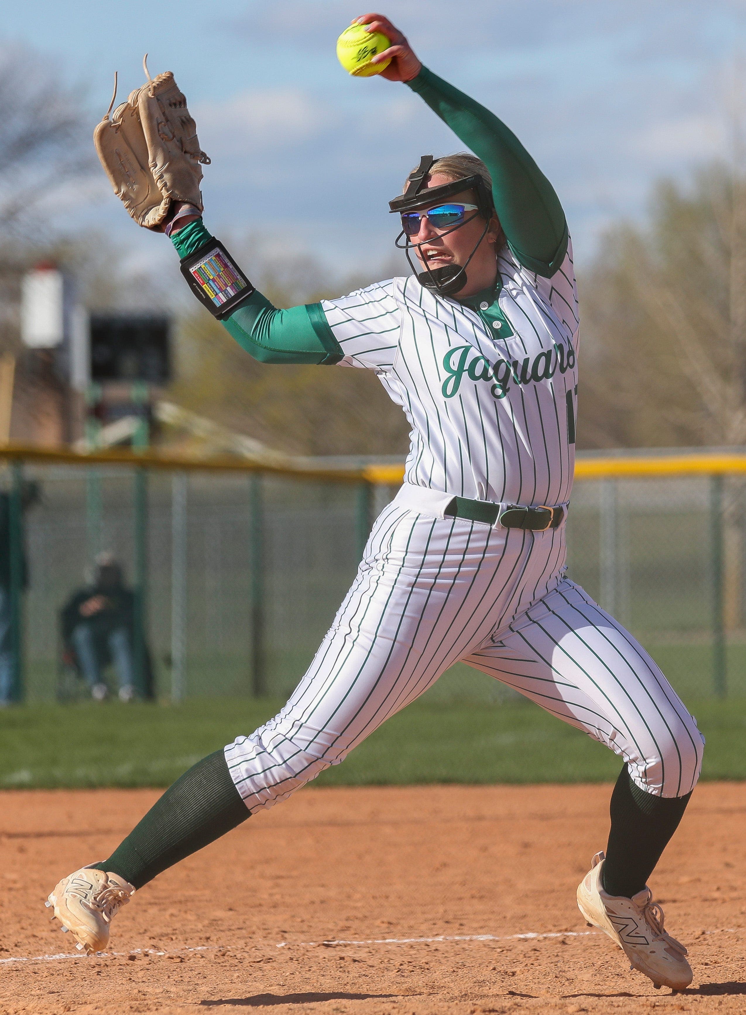 Pitcher Grace Aichele shines in the spotlight for Ashwaubenon softball