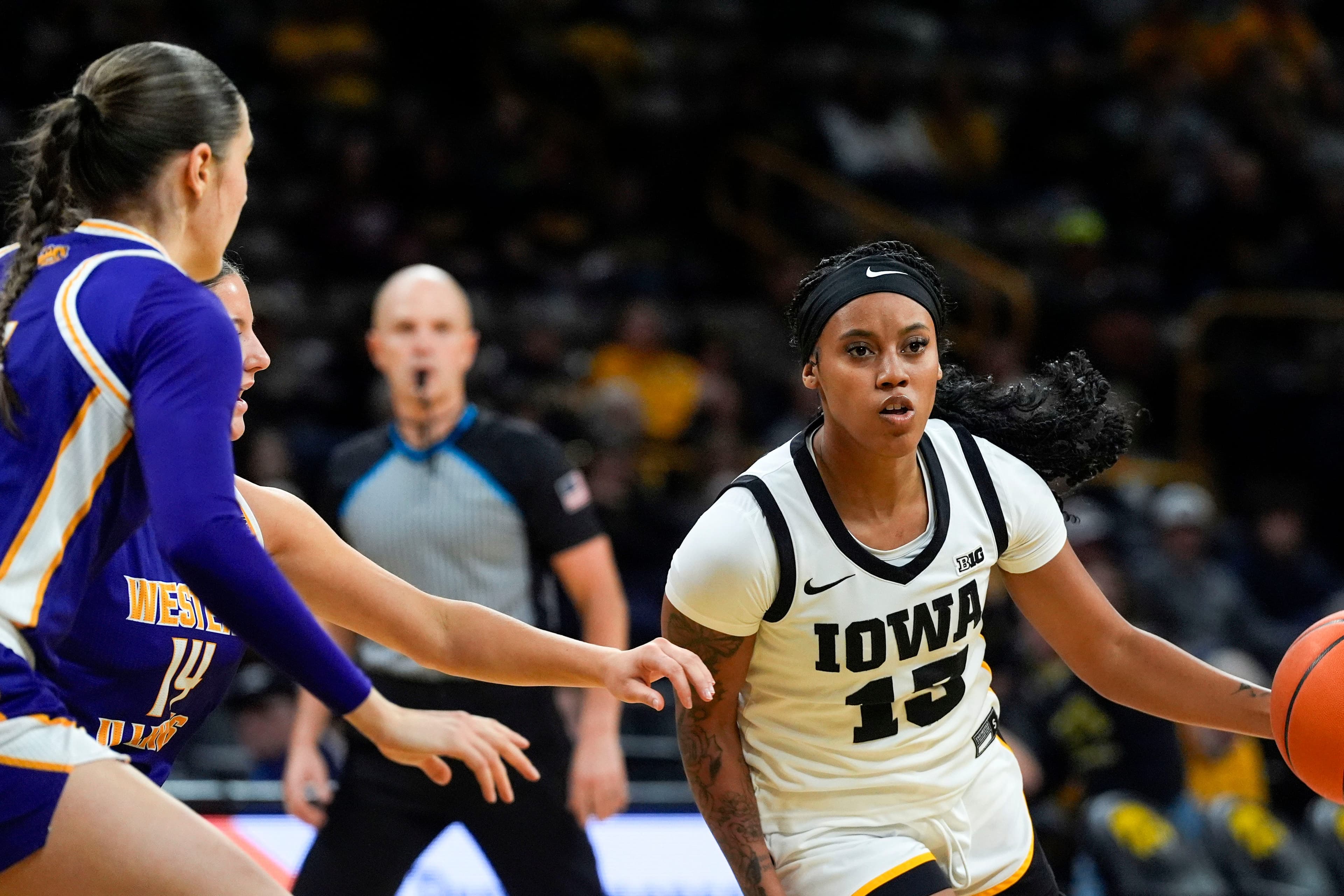 Former Iowa women’s basketball guard Kennise Johnson transfers to Delaware