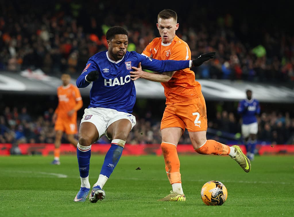 Ipswich confirm first signing after winning promotion back to Premier League